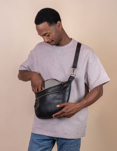 Drew Bum Bag Maxi Black Soft Grain Leather