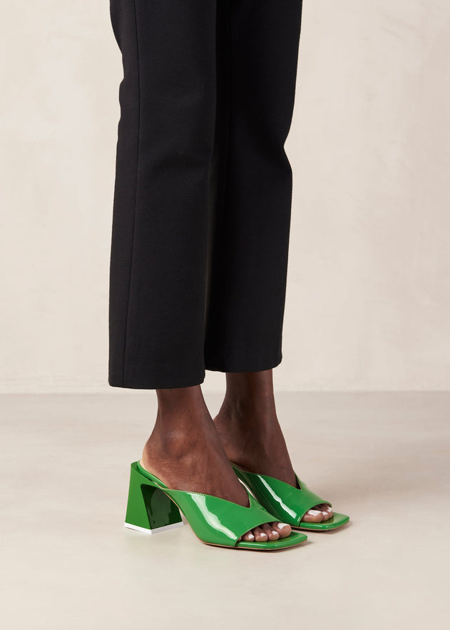 Tasha Leather Sandals Green