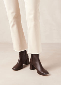 Watercolor Umber Boots Brown