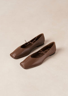 Sway Flats Chestnut Brown