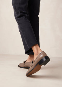 Elliot Leather Loafers Brown