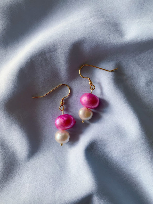 Bubbles Fuchsia Earrings