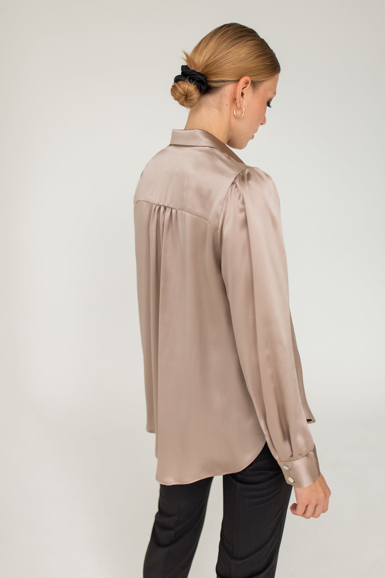 Silk Shirt Taupe