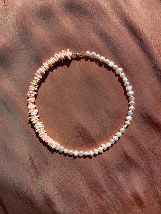 Nude Pearl Necklace