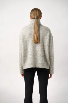 Oma Knitted Turtleneck Sand Melange