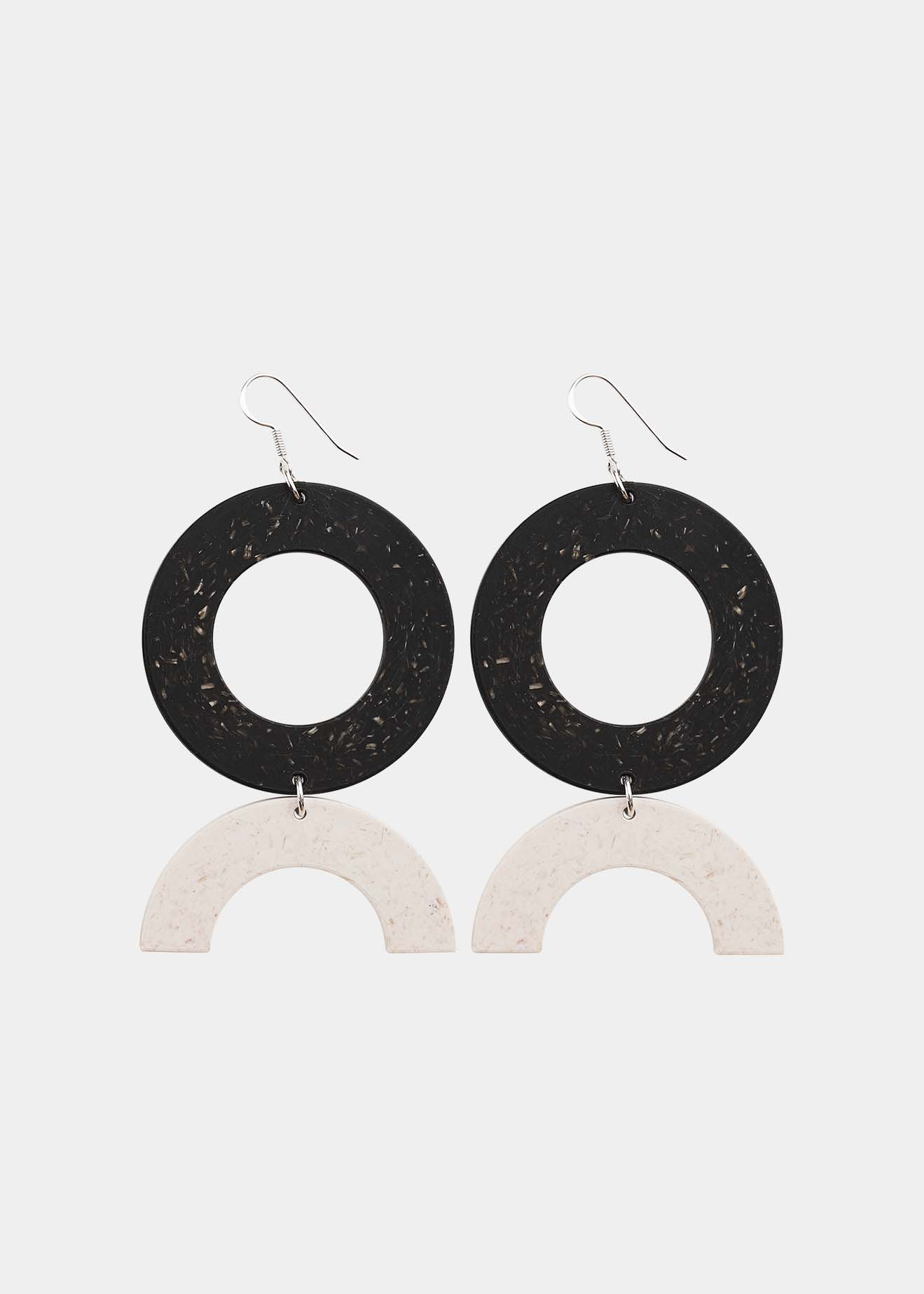 Circles Earrings No.2 Warm Granite/First Snow