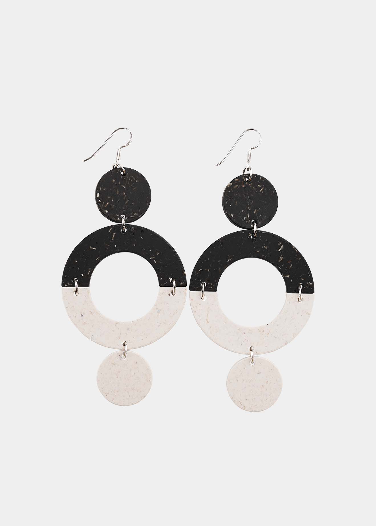 Curves Earrings No.2 Warm Granite/First Snow