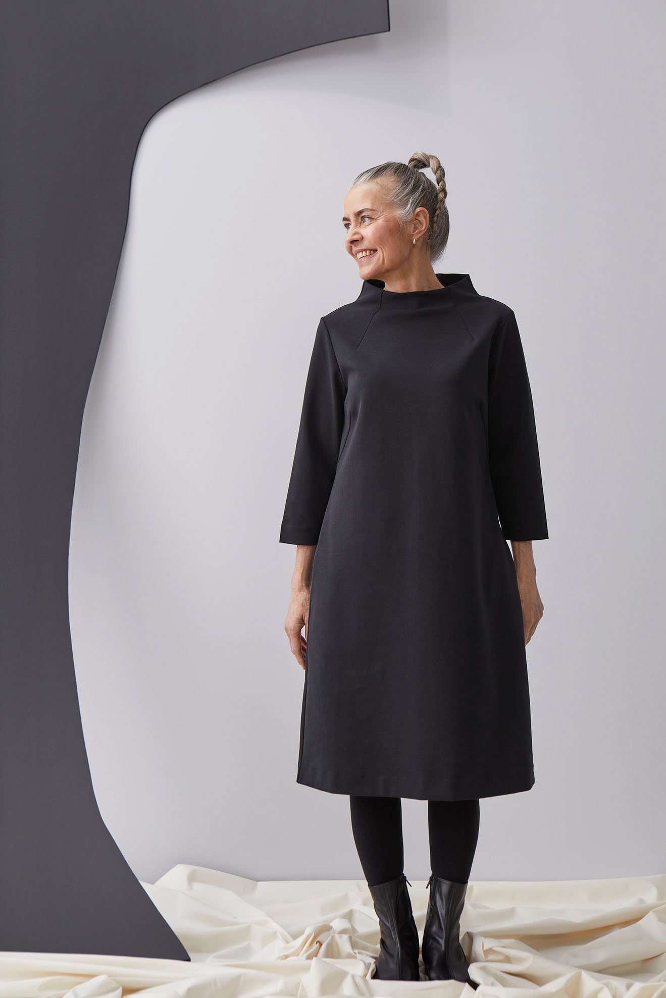 Papu Midi Dress Black
