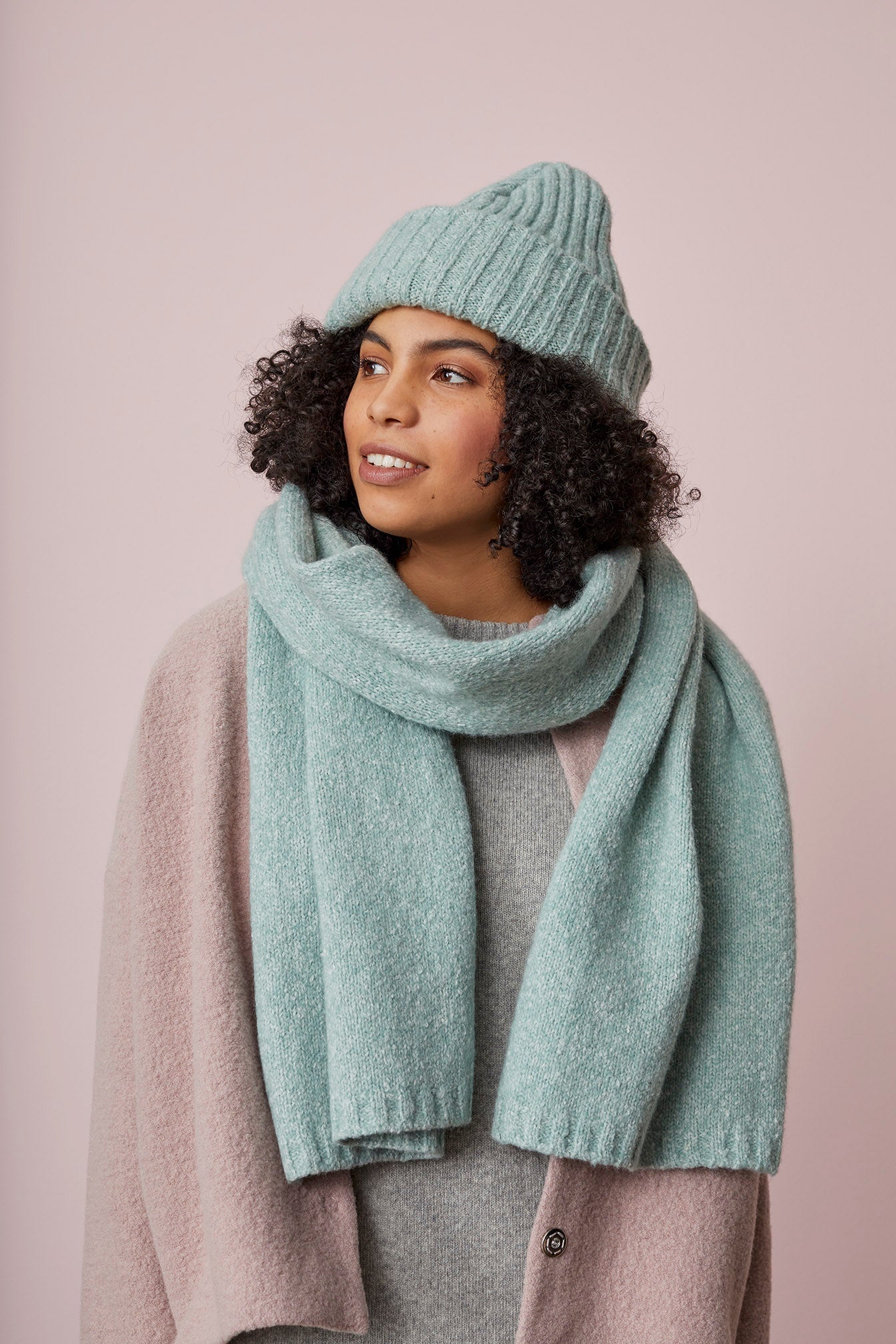 Giant Scarf Fluffy Knit Jade