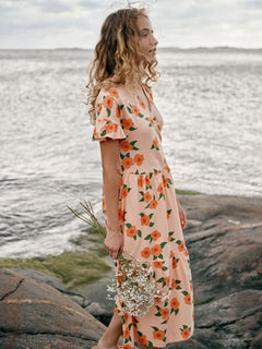 Midsummer Rose Dress Peach