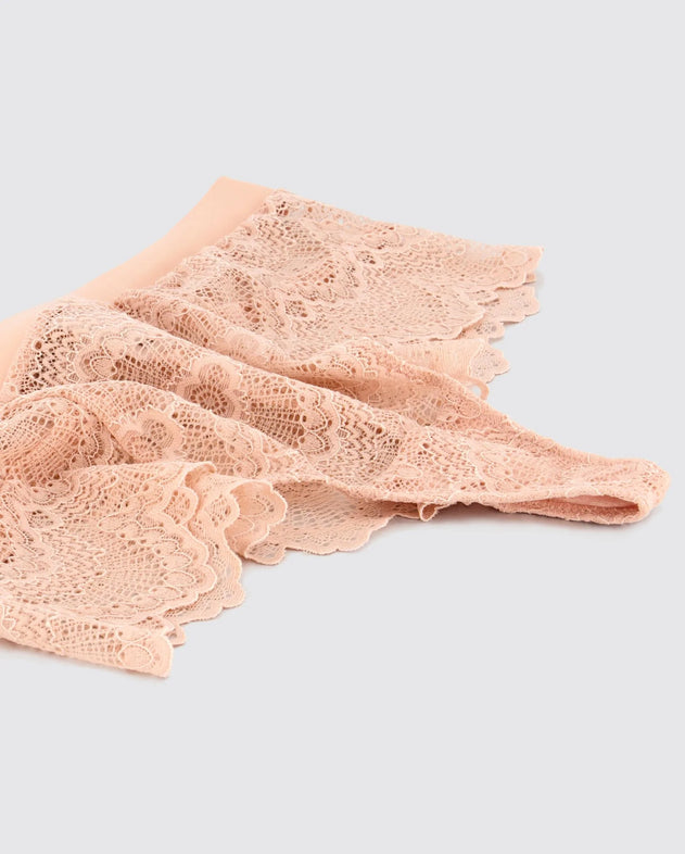 Casablanca Lace Highwaist String 001 • Understatement Underwear