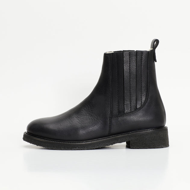 Chelsea Crepe Boot Black