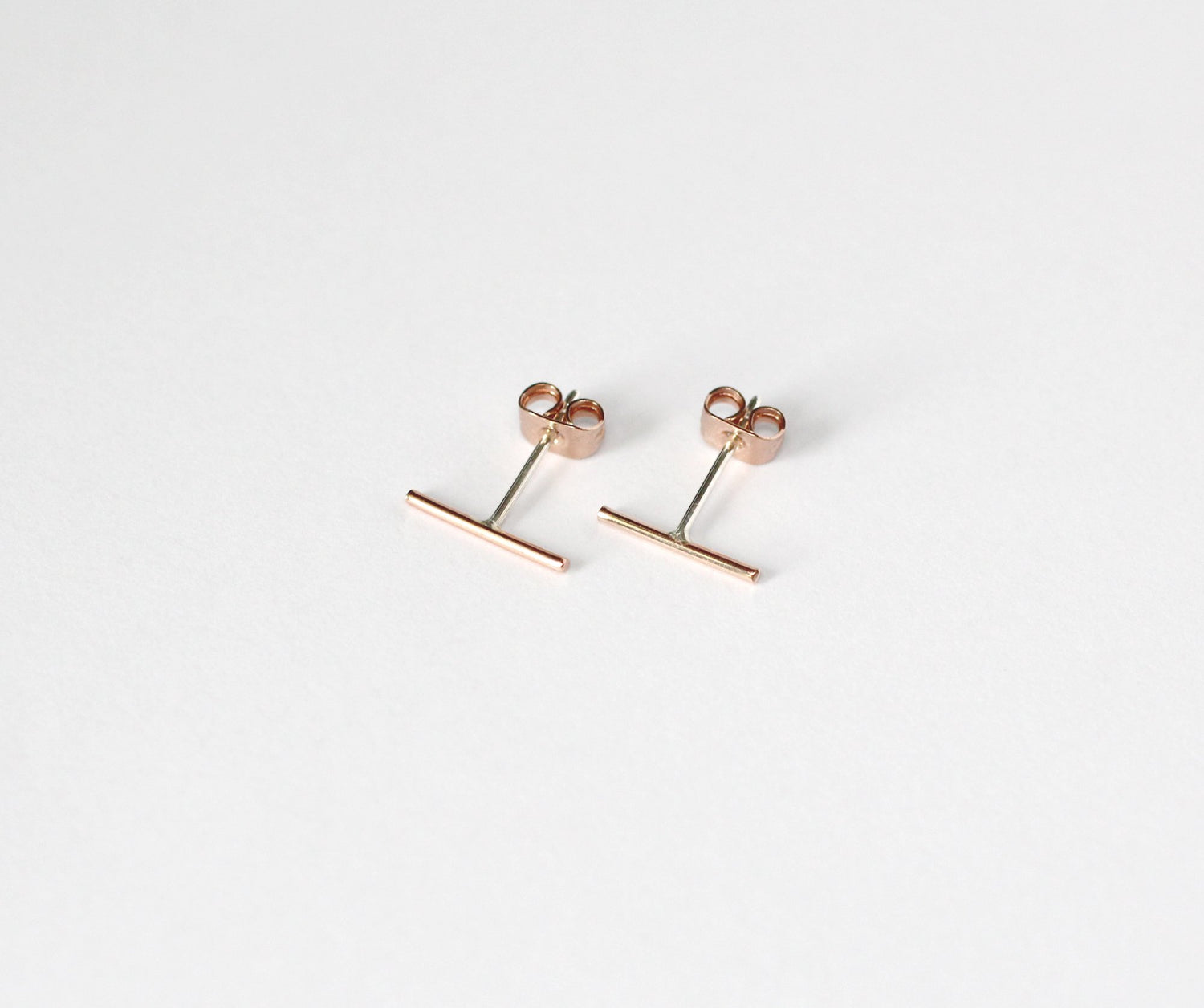 TUNDRA 9ct RED GOLD Earrings