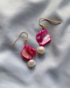 Waves Fuchsia Earrings