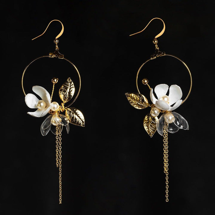 Upcycle with Jing - Delicate Floral Moon Earrings
