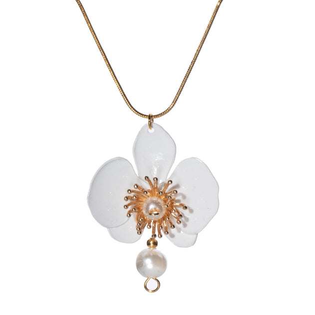 Butterfly Orchid Pearl Necklace White