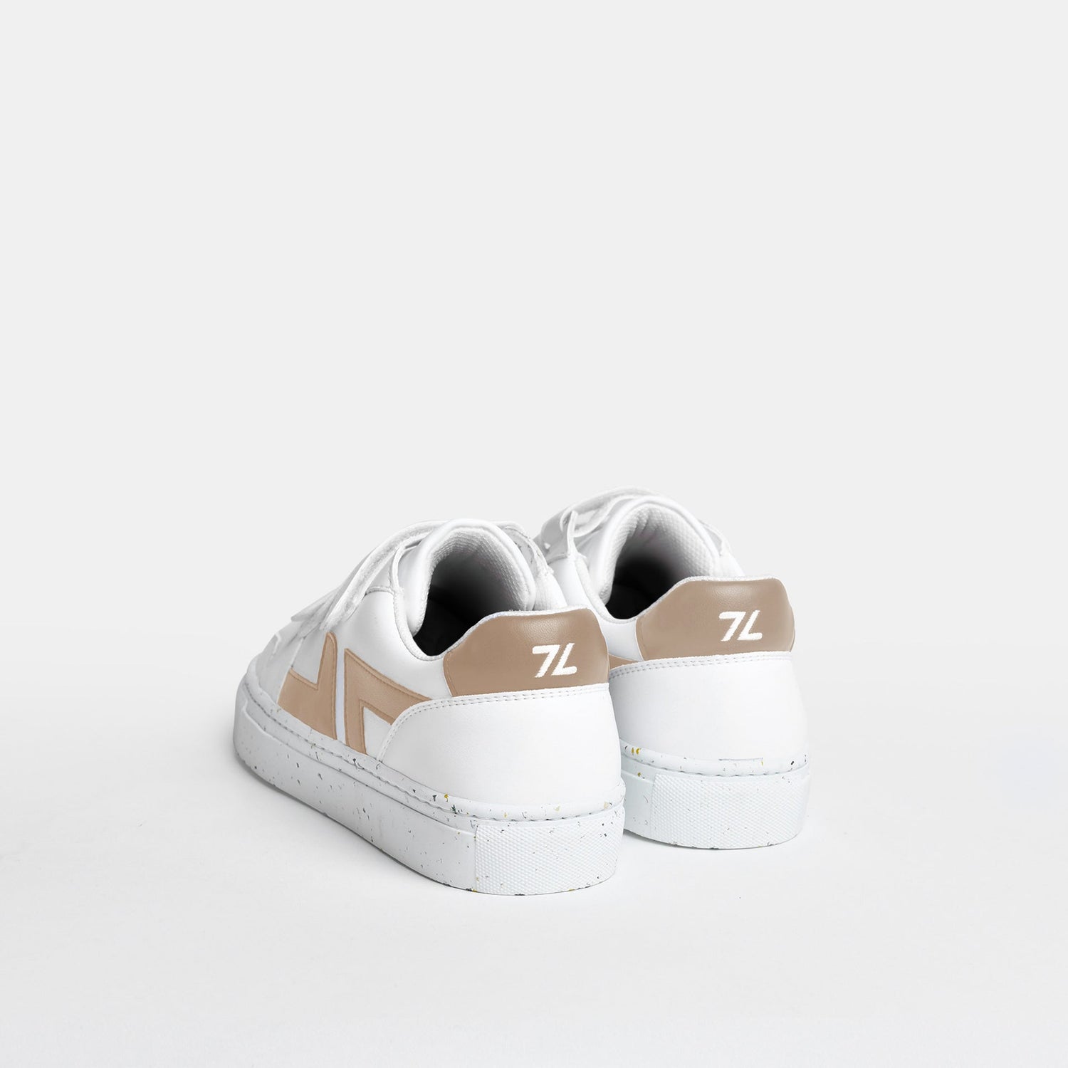 Alpha Velcro Sneakers White / Beige