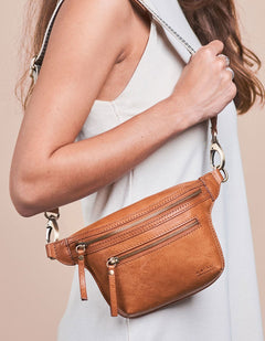 Beck's Bum Bag Cognac Checkered Stromboli Leather