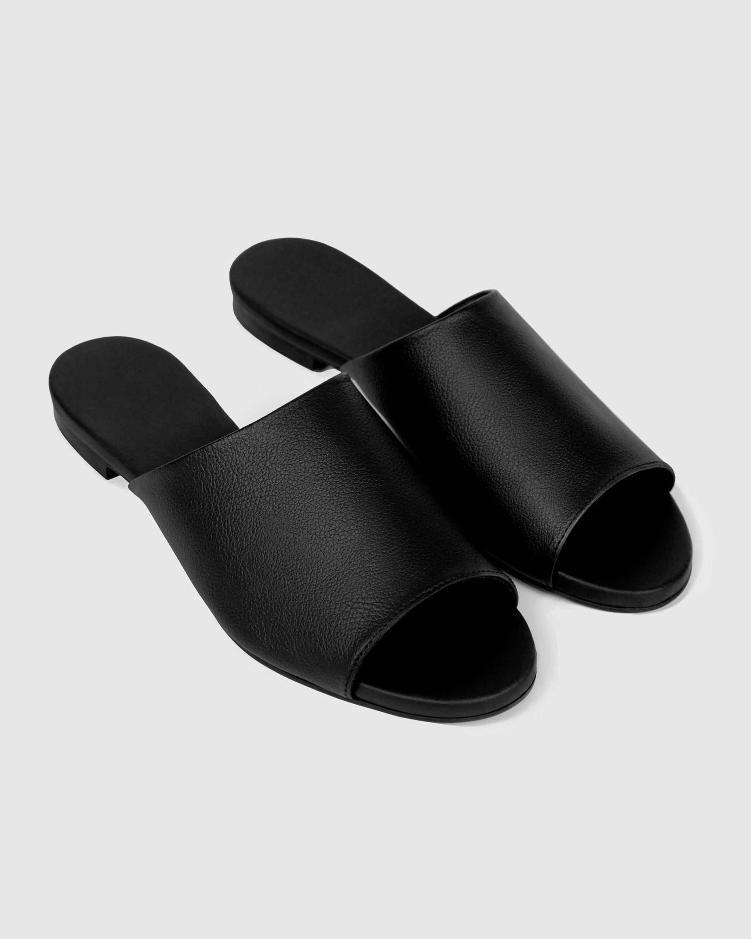 Ritzy Slides Grapes Leather Black