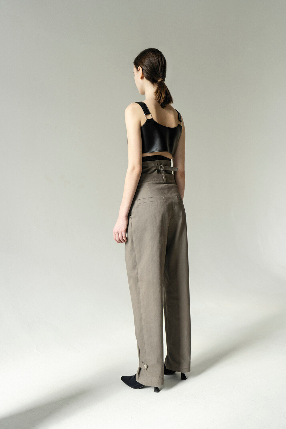 Extra High-Waisted Cuff Pants Grey