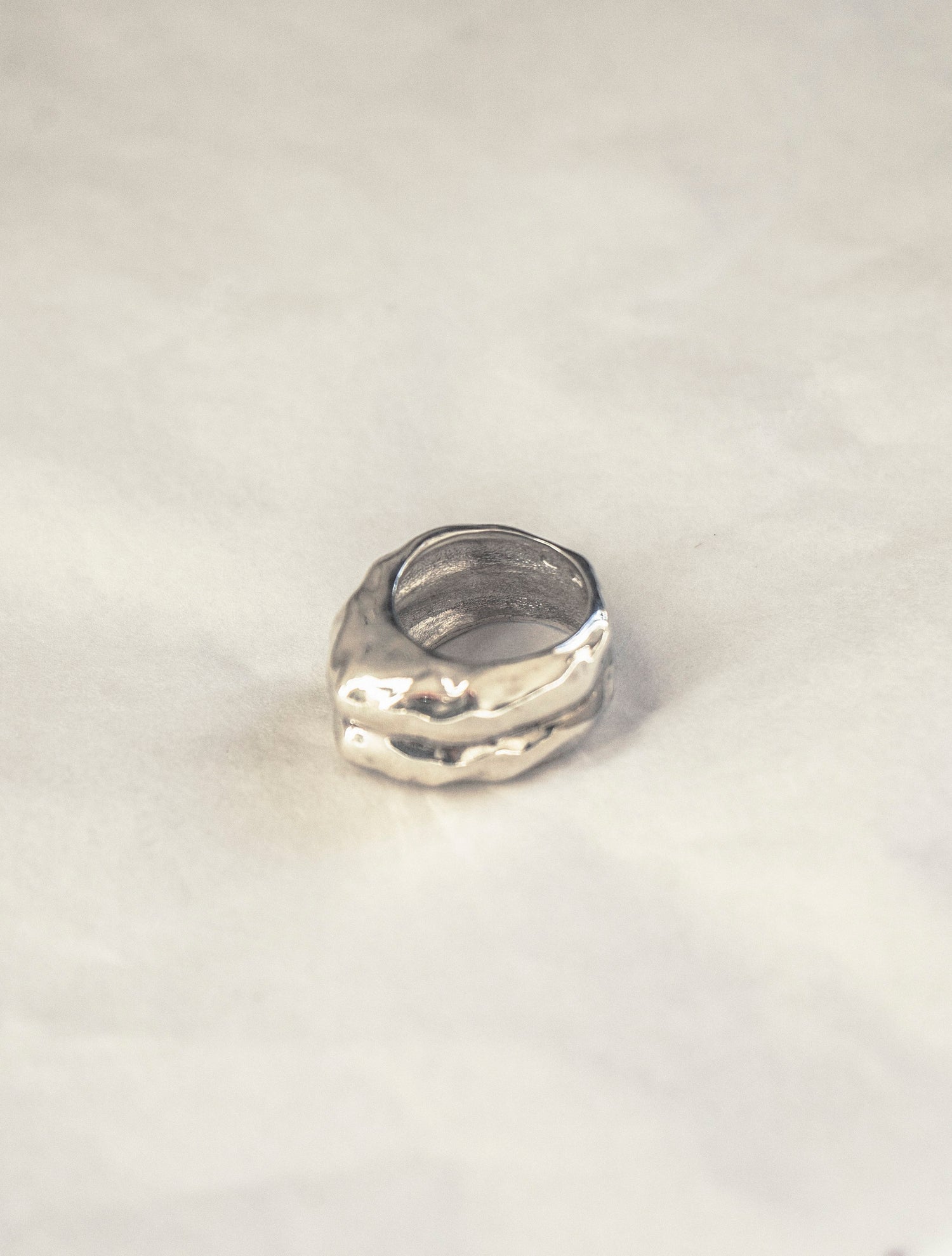Kabluchka Big Double Silver Ring