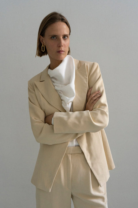 Rivne Beige Gentle Woman Wool Suit