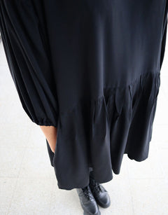 Flirty Dress Puff-Sleeve Black