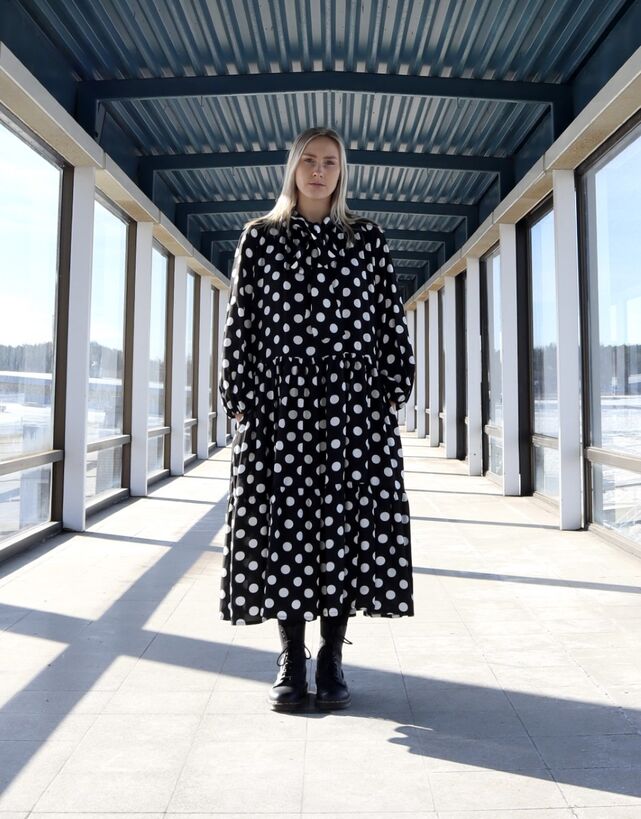 Flowy Long Dress Polka Dots IVALO.COM