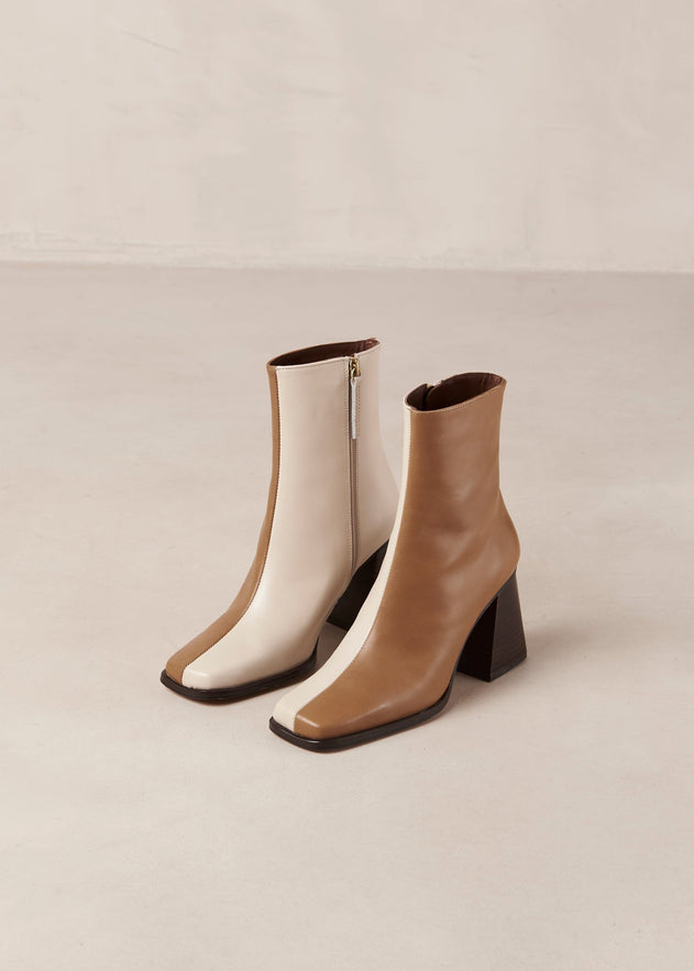 South Bicolor Leather Boots Camel & Beige